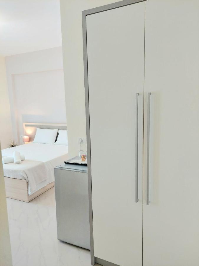Elizabeth Apartments Himare Exterior photo
